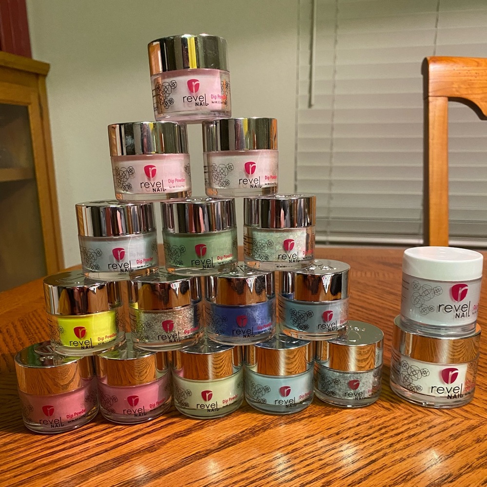 Revel Nail Dip